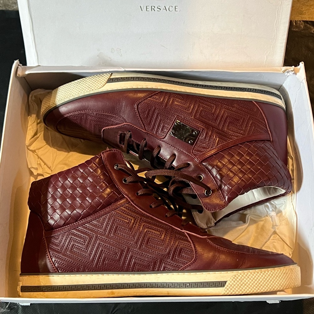 Versace Men's Maroon Quilted Sneakers